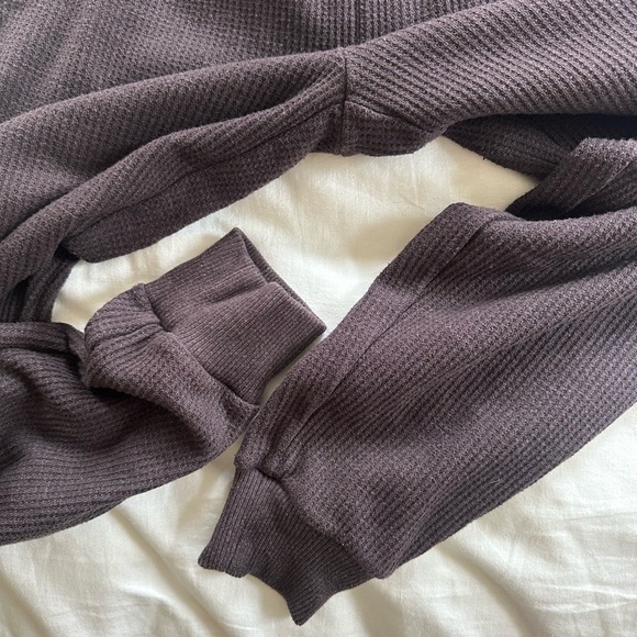 Aerie Cozy Waffle Knit Joggers - Size Small (Gray/Brown) - Picture 7 of 8